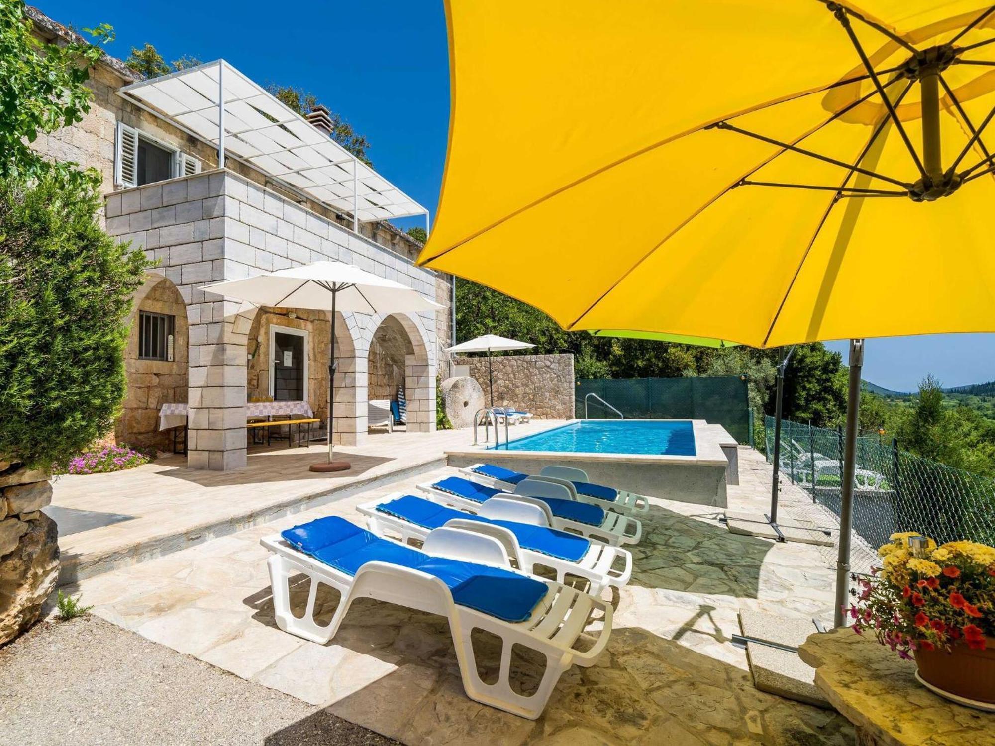 House Ko An-Four Bedroom Villa With Terrace And Swimming Pool Gruda エクステリア 写真